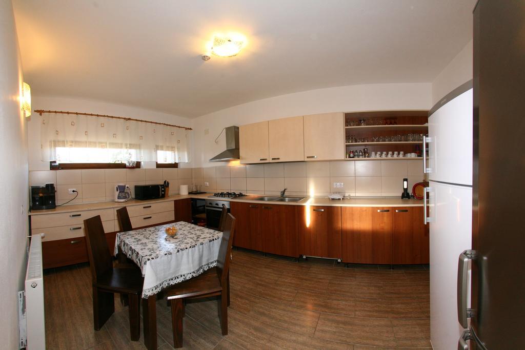 Pensiunea Muntele Alb Horezu Extérieur photo