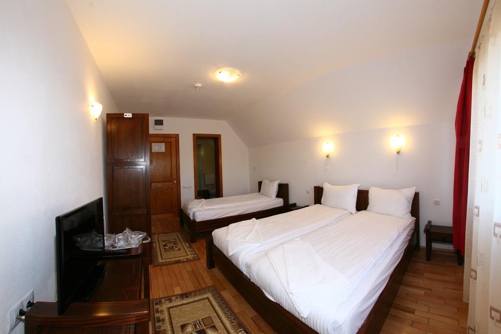 Pensiunea Muntele Alb Horezu Chambre photo